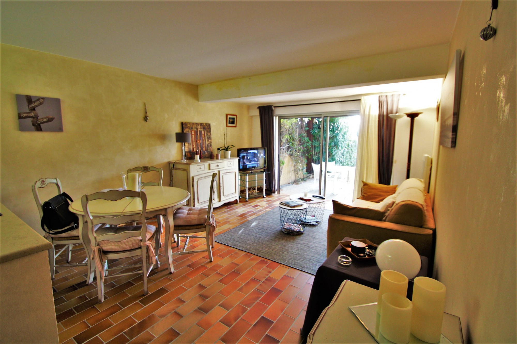 Vente d'un terrain constructible bien situé Cavalière dans le Lavandou