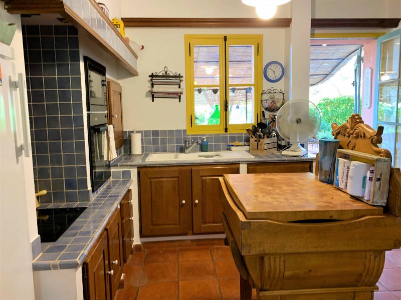 BASTIDE DE CHARME ET DEPENDANCES - BORMES LES MIMOSAS