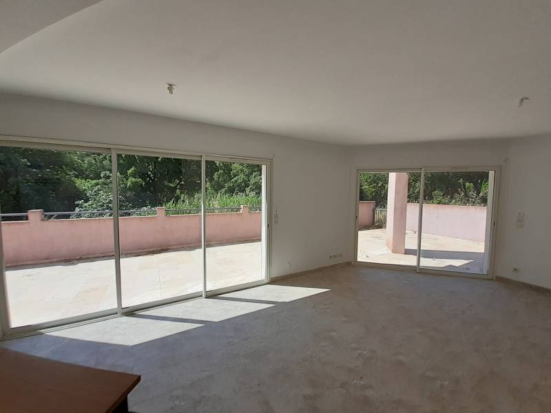 SUPERBE PROPRIÉTÉ NEUVE PREMIER RANG - CAVALAIRE SUR MER