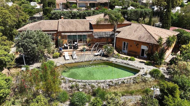 CAVALIÈRE - PROPRIÉTÉ  D'EXCEPTION VUE MER   A VENDRE EN NUE-PROPRIÉTÉ