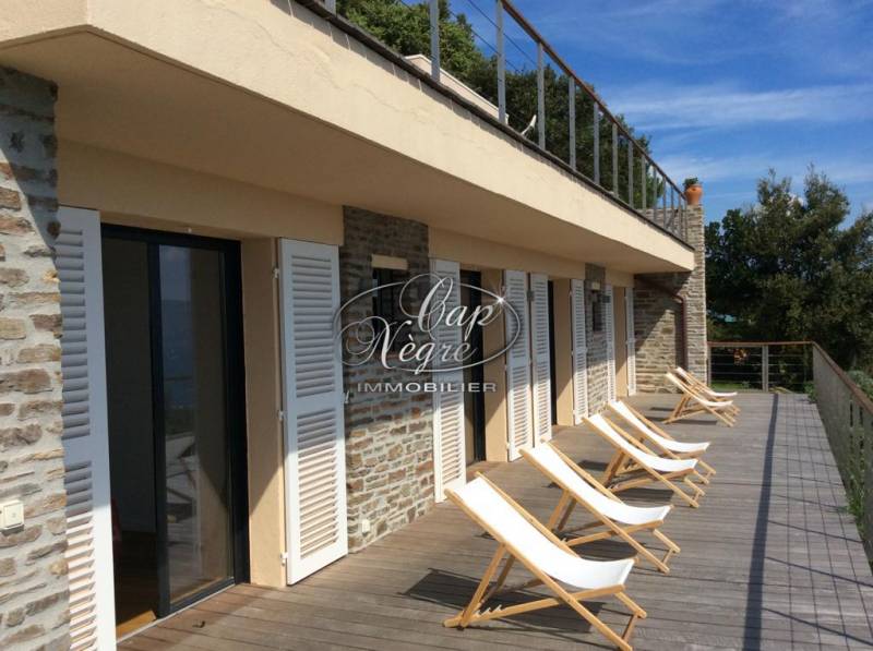 DOMAINE DU CAP BÉNAT - VILLA D'EXCEPTION