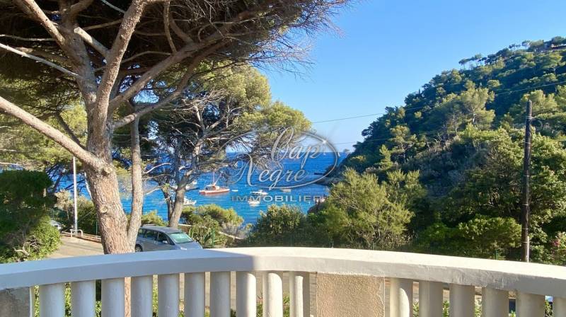 CAVALAIRE - PLAGE A PIEDS