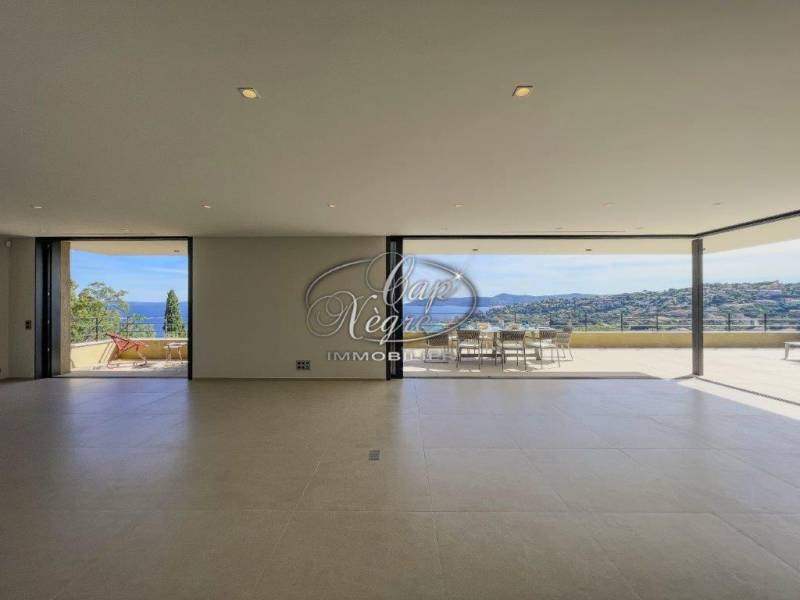 LE CLOS DE SAINT CLAIR - LUXUEUSE VILLA A SAINT CLAIR MAISON NEUVE D'ARCHITECTE FRAIS DE NOTAIRE REDUITS SAINT CLAIR LE LAVANDOU - EN EXCLUSIVITE