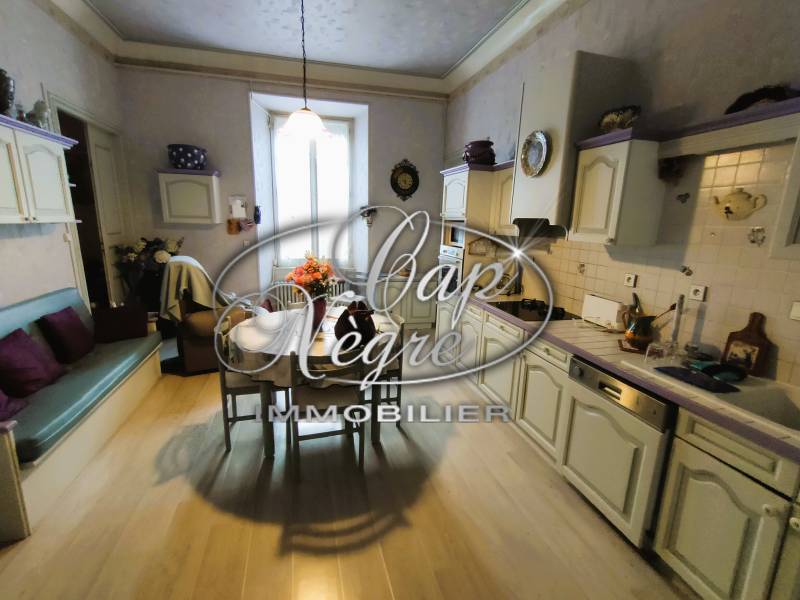 ST ANDRÉ DE VALBORGNE (30) - MAISON DE VILLAGE SUR 3 NIVEAUX