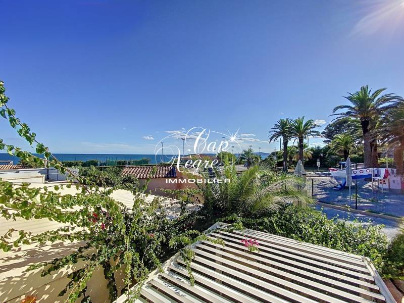 VENDU - MAZET T4 À VENDRE VUE MER À 1 MINUTE DE LA PLAGE AUX ISSAMBRES