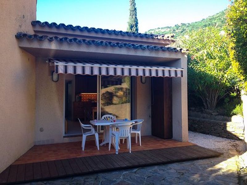 APPARTEMENT T2 LE LAVANDOU