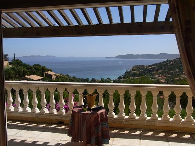 MAISON T4 LE LAVANDOU - Aiguebelle PISCINE