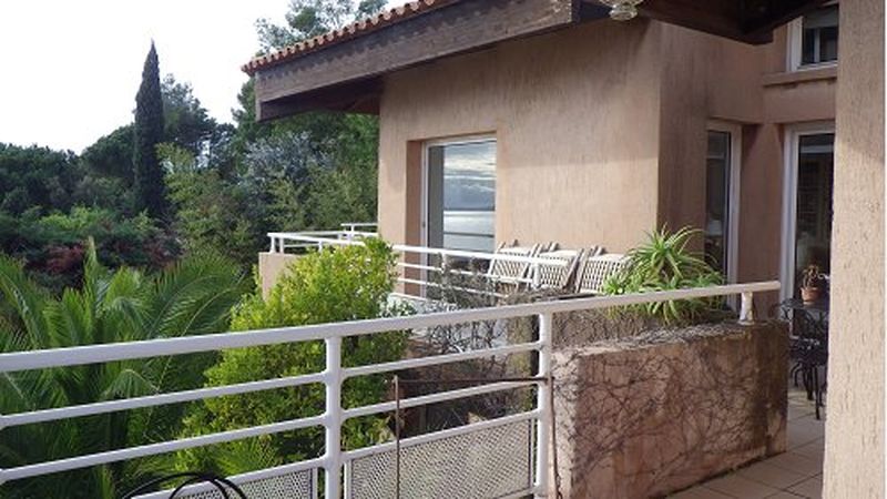 MAISON T7 LE RAYOL-CANADEL VUE MER