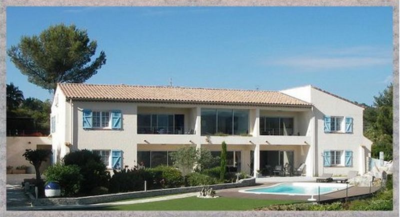 MAISON T10 LE LAVANDOU