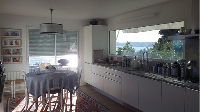 achat villa piscine vue mer le lavandou aiguebelle