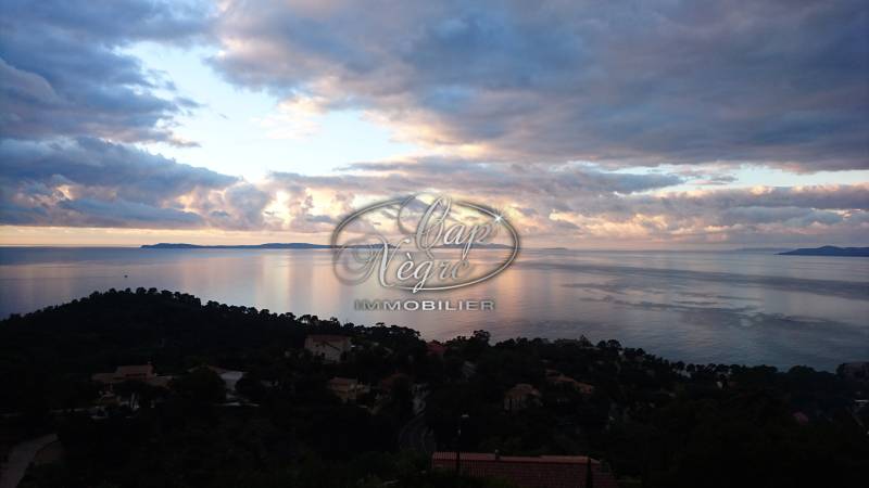 LE RAYOL CANADEL - VUE MER