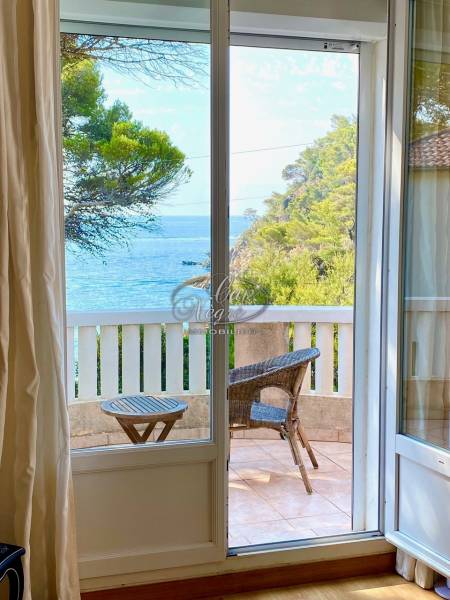 CAVALAIRE - PLAGE A PIEDS