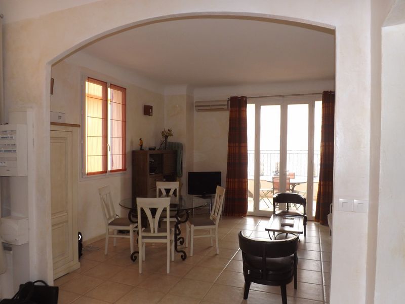 2 BEAU T2 PIECES CLIM REVERSIBLE RIEN A FAIRE