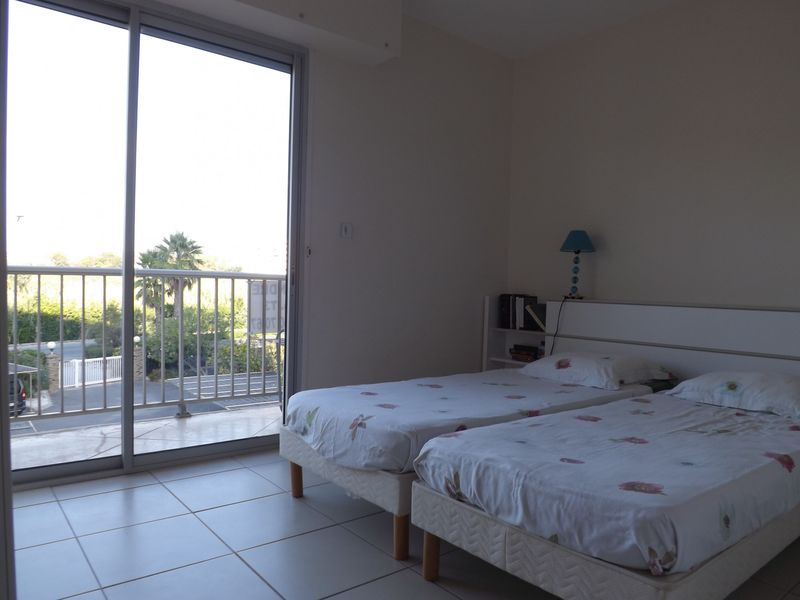 APPARTEMENT T3 LE LAVANDOU VUE MER IMPRENABLE