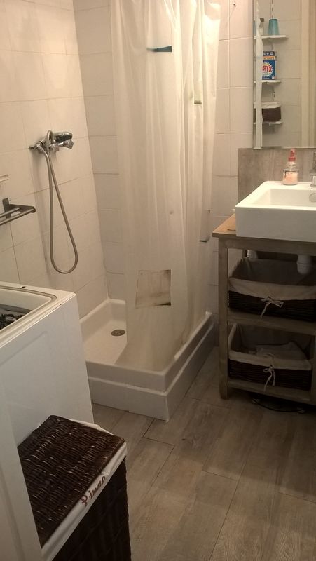 APPARTEMENT T2 ACCES PLAGE LE LAVANDOU