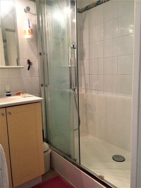 APPARTEMENT T3  LE LAVANDOU VUE MER PROCHE PLAGE