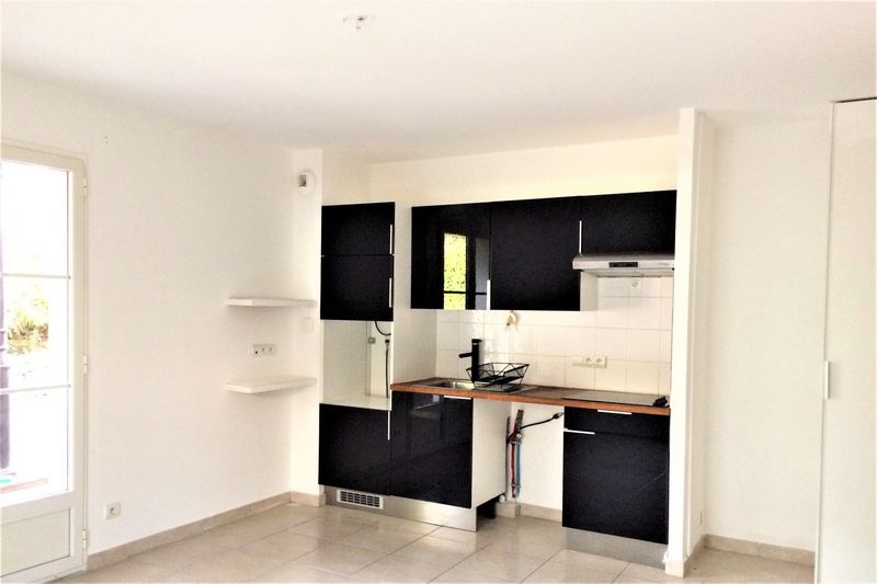 APPARTEMENT T3  REZ DE JARDIN