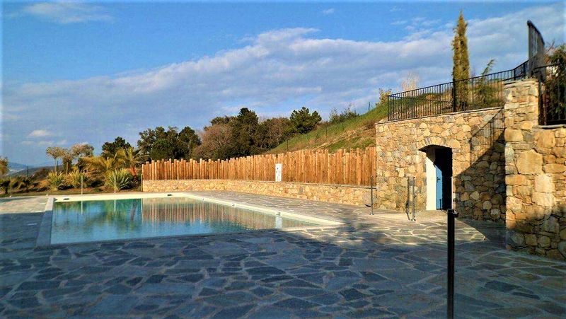 APPARTEMENT T3  REZ DE JARDIN