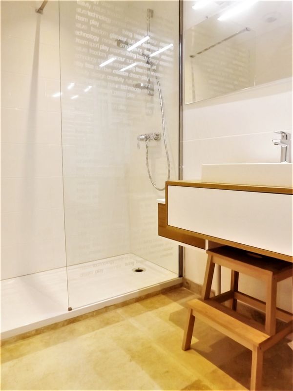 APPARTEMENT PROCHE PLAGE VENDU PAR CAP NEGRE LE LAVANDOU - LA FOSSETTE PROCHE PLAGE