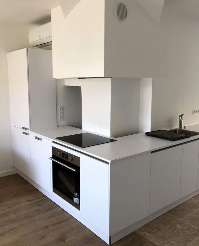 APPARTEMENT PROCHE PLAGE VENDU PAR CAP NEGRE LE LAVANDOU - LA FOSSETTE PROCHE PLAGE