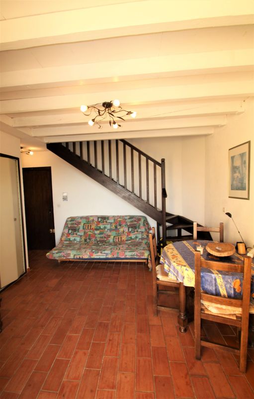 APPARTEMENT T2  LE LAVANDOU DUPLEX