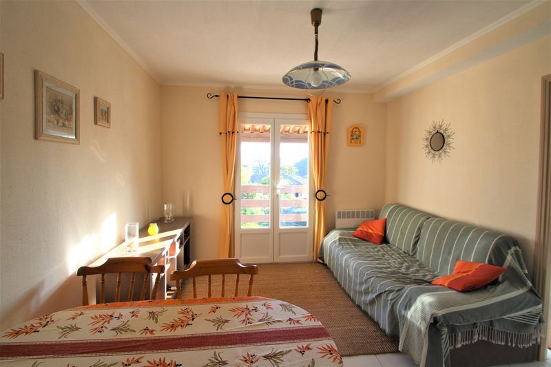 APPARTEMENT T3 LE RAYOL-CANADEL VUE MER PROCHE PLAGE