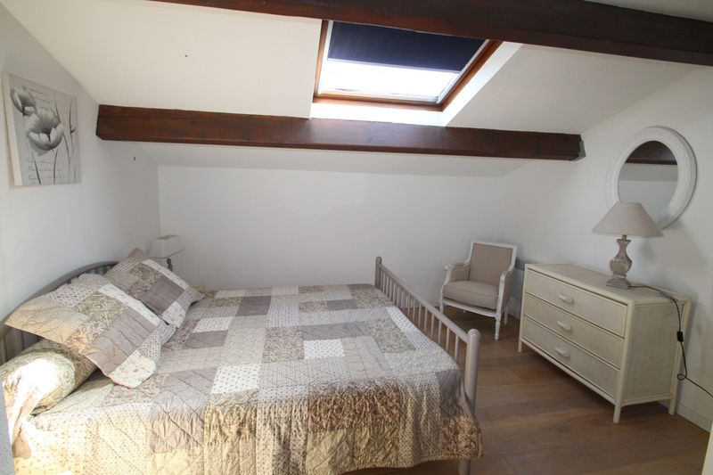 APPARTEMENT T4 LE LAVANDOU PLAGE ET COMMERCES A PIEDS