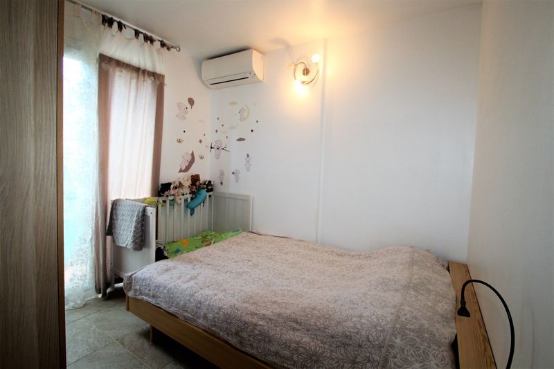 APPARTEMENT T2 REZ DE JARDIN REFAIT A NEUF PRAMOUSQUIER LE LAVANDOU PROCHE PLAGE