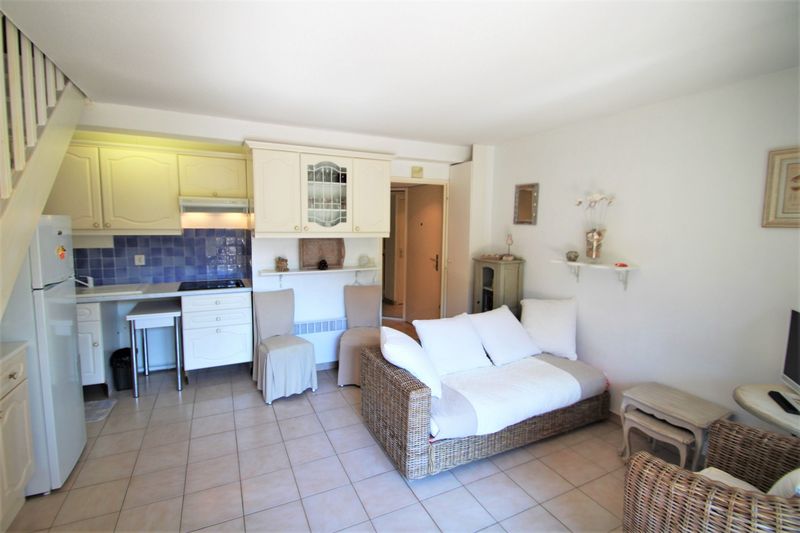 appt 800 m de la plage Cavalière