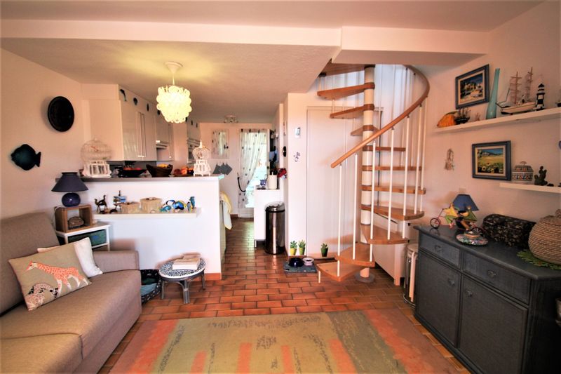 PRAMOUSQUIER DUPLEX PARKING