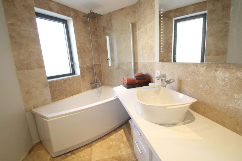 appart refait balcons et garages La Fossette