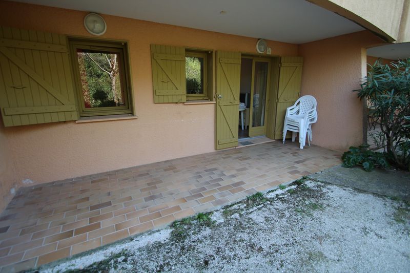 APPARTEMENT T4-6 PERSONNES - IDEAL VACANCES- T2 LE LAVANDOU PRAMOUSQUIER PROCHE PLAGE