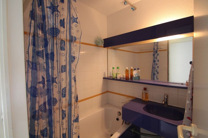 APPARTEMENT PROCHE PLAGE T2 LE LAVANDOU PRAMOUSQUIER PLAGE A PIEDS