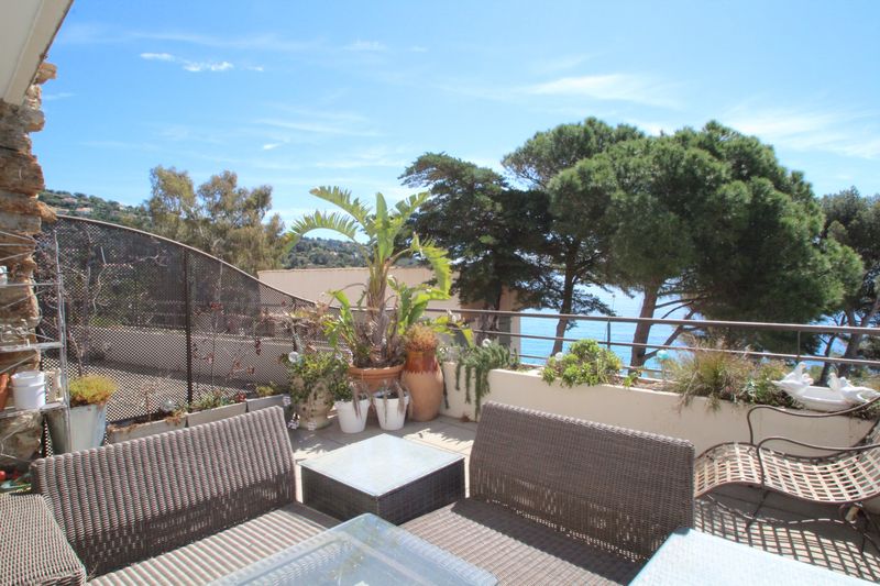 TRIPLEX VUE MER T5 LE LAVANDOU AIGUEBELLE TRIPLEX VUE MER