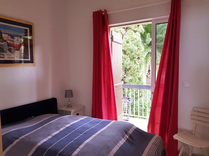 APPARTEMENT T4 LE LAVANDOU PRAMOUSQUIER