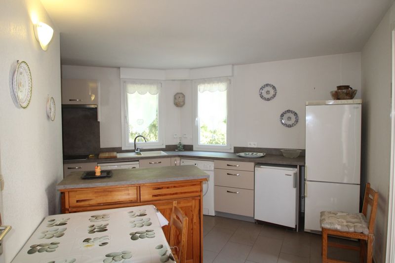 GRAND T3 EN DUPLEX GARAGE ET PARKING LE LAVANDOU CAVALIÈRE