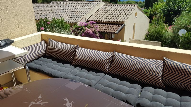 STUDIO VUE MER LE LAVANDOU PRAMOUSQUIER