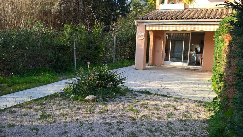 APPARTEMENT T3 LE LAVANDOU - CAVALIÈRE REZ DE JARDIN + GARAGE
