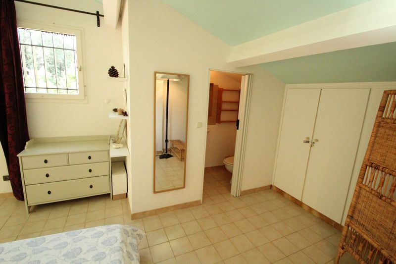 T2 MEZZANINE VUE MER RESIDENCE PRIVEE LE RAYOL CANADEL A VENDRE