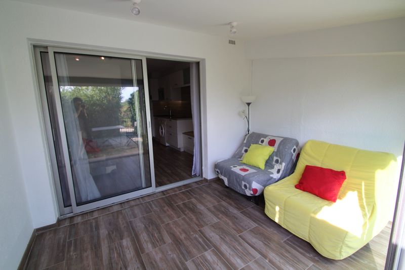 PRAMOUSQUIER STUDIO REFAIT NEUF PARKING CELLIER