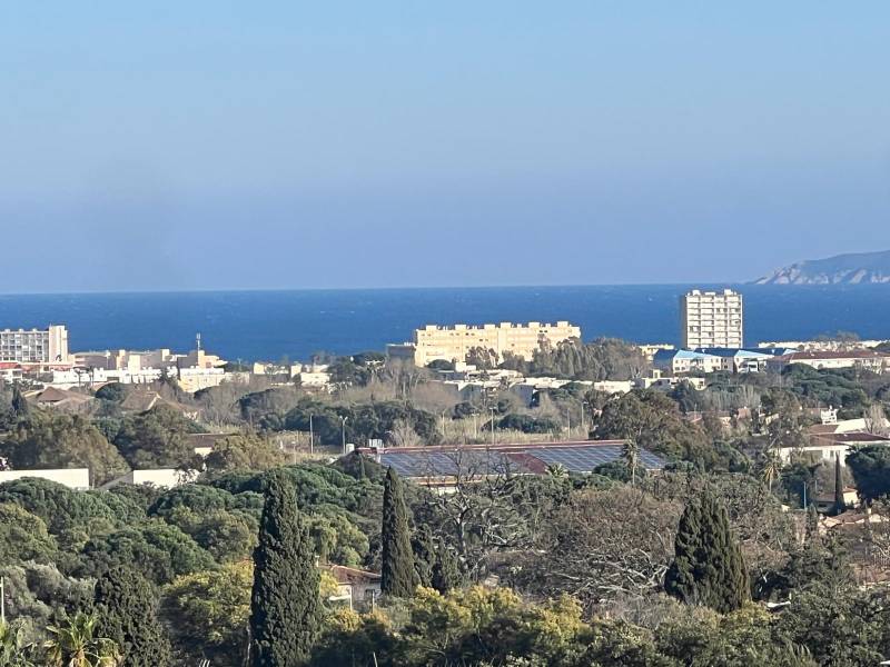 PIN DE BORMES PLACE DU PIN APPARTEMENT T4 VUE MER  À VENDRE À BORMES LES MIMOSAS - EXCLUSIVITÉ