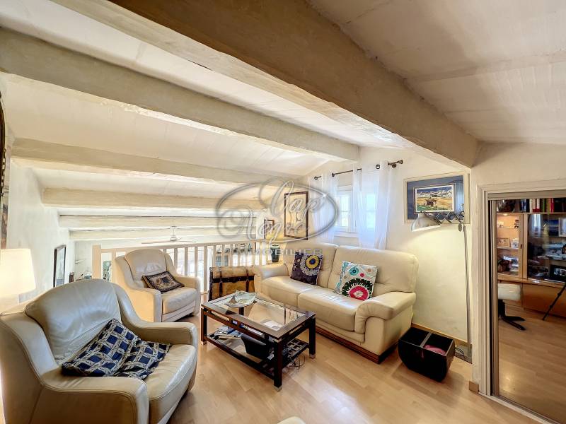 VENDU PAR CAP NÈGRE IMMOBILIER - CAVALIÈRE - T3 VUE MER AU CALME