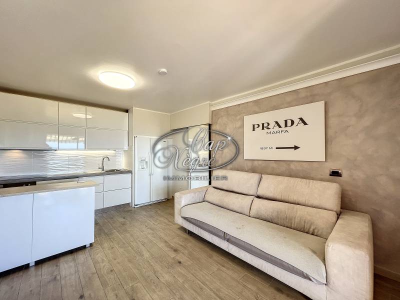 VENDU - EXCLUSIVITE PRAMOUSQUIER - MAZET AVEC JARDIN VUE MER - PLAGE A PIED