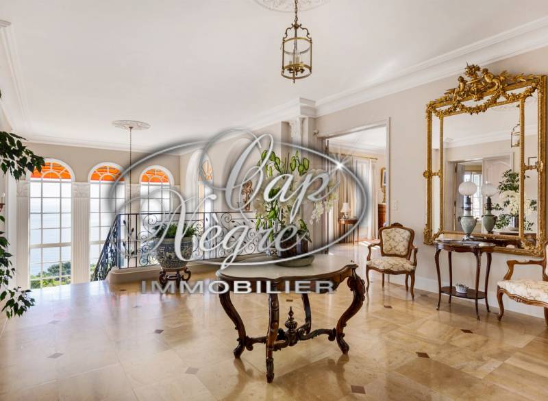 CAP BENAT : luxe et raffinement pour cette propriété d'exception.