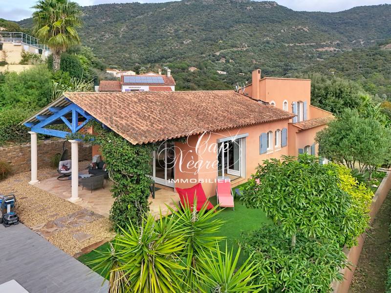 Propriété d'architecte à vendre à Cavalière Le Lavandou