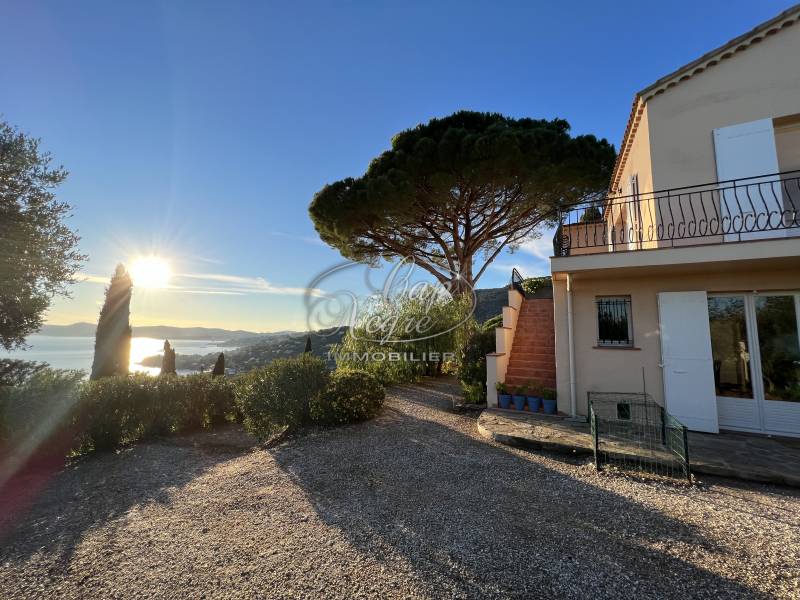 VENDU PAR CAP NÈGRE IMMOBILIER - Propriété avec vue panoramique à Aiguebelle