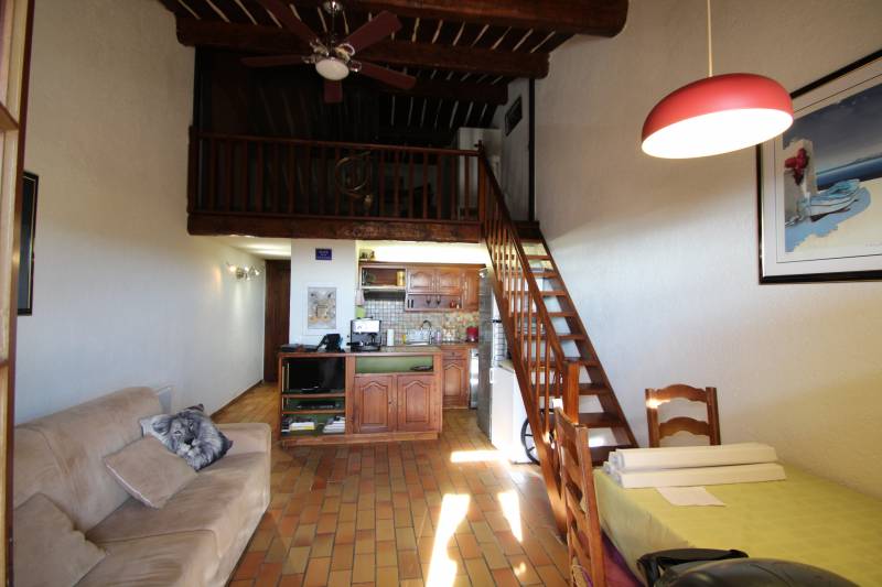 bel appartement en petite copropriété Le Lavandou Cavalière proche plage