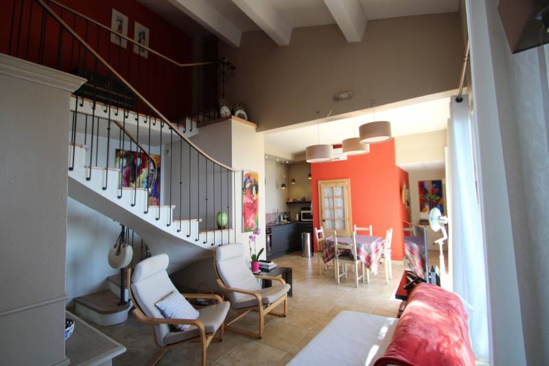 JE CHERCHE UNE VILLA AU LAVANDOU VUE MER IMPRENABLE, PIERRE DE BORMES