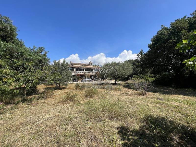 vente ensemble immobilier de rapport bormes