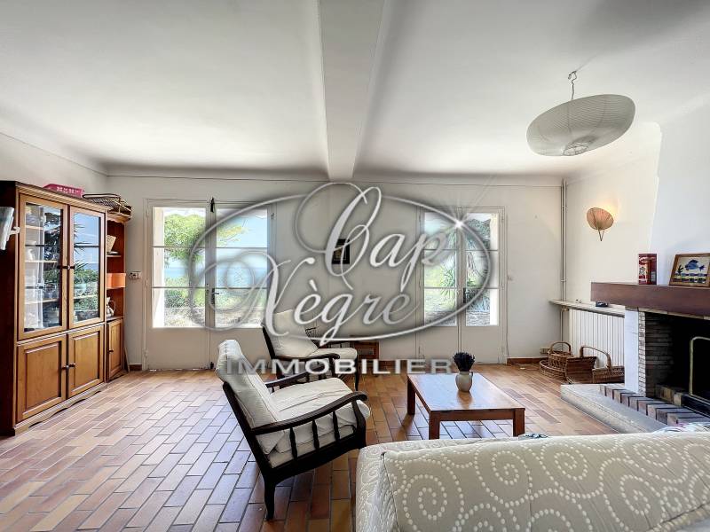 VENTE PROPRIETE DE PLAIN PIED AIGUEBELLE LE LAVANDOU - VUE PANORAMIQUE